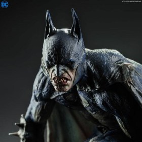 Bloodstorm Batman Premium Edition DC Comics 1/4 Statue by Queen Studios